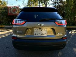 جیپ شیرۆکی